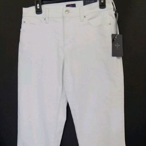 NYDJ White Capri Cuffed Jeans Size 4 New